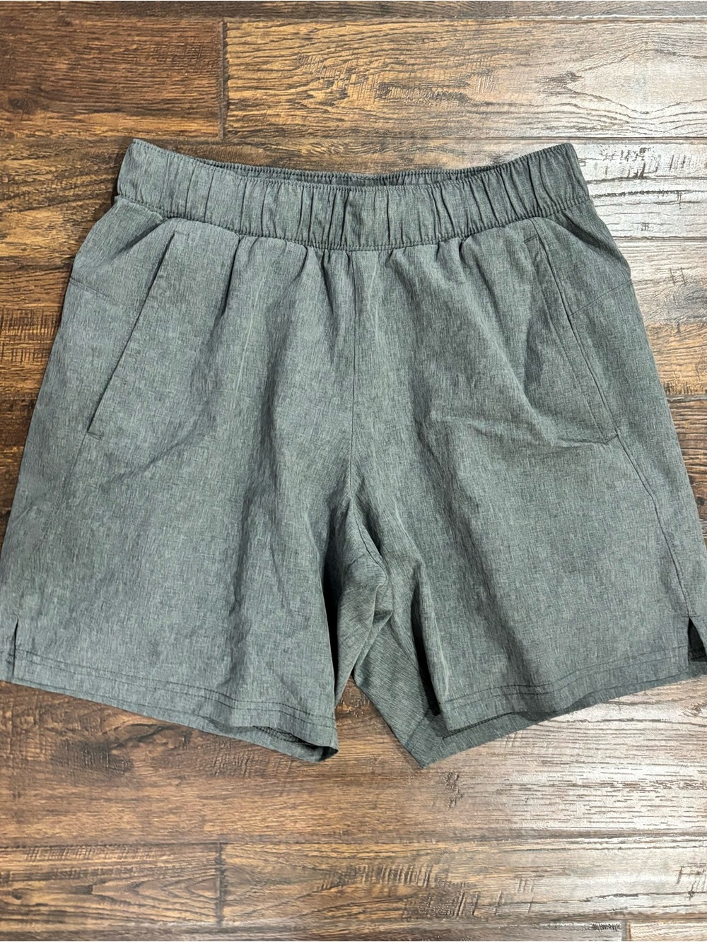 Men's Grey Elastic-Waist Casual Shorts